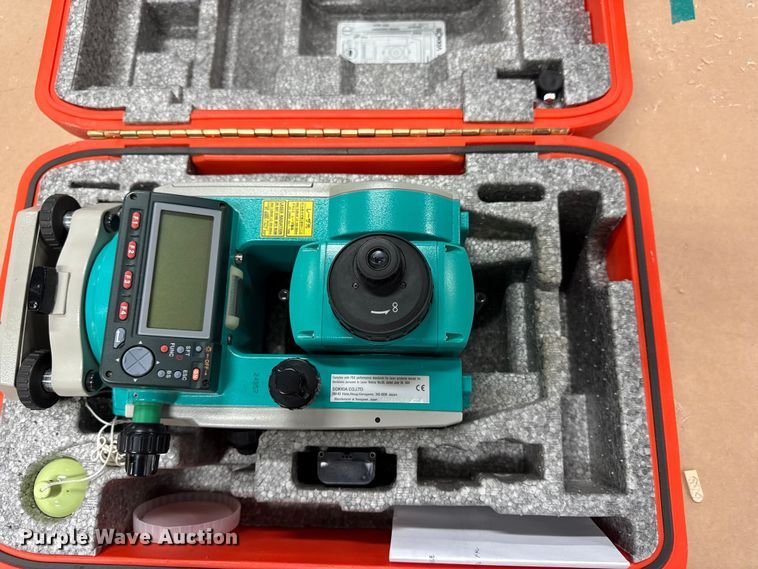 image for item ED4433 Sokkia  Set530R  surveying equipment