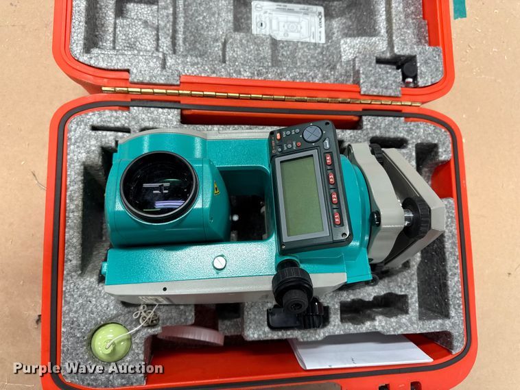 image for item ED4433 Sokkia  Set530R  surveying equipment