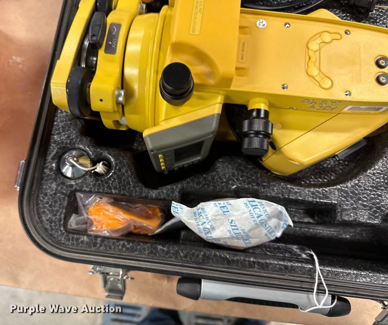 image for item ED4435 Topcon  GTS235W  surveying equipment 