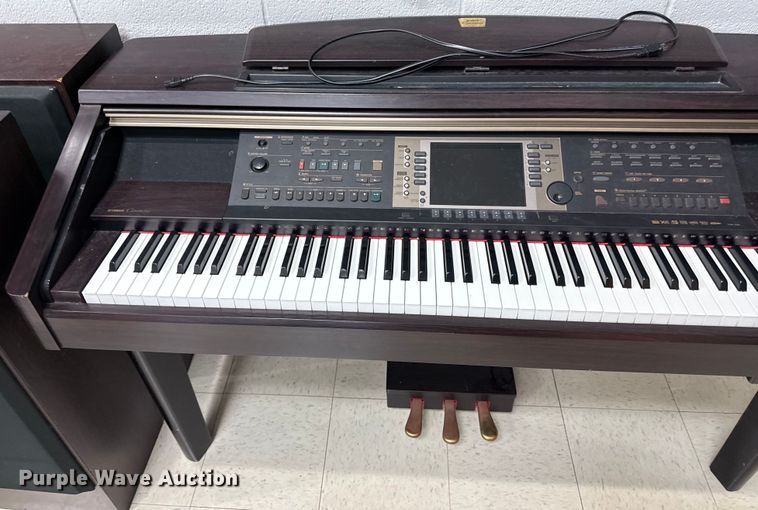 image for item ED4442 (2) pianos