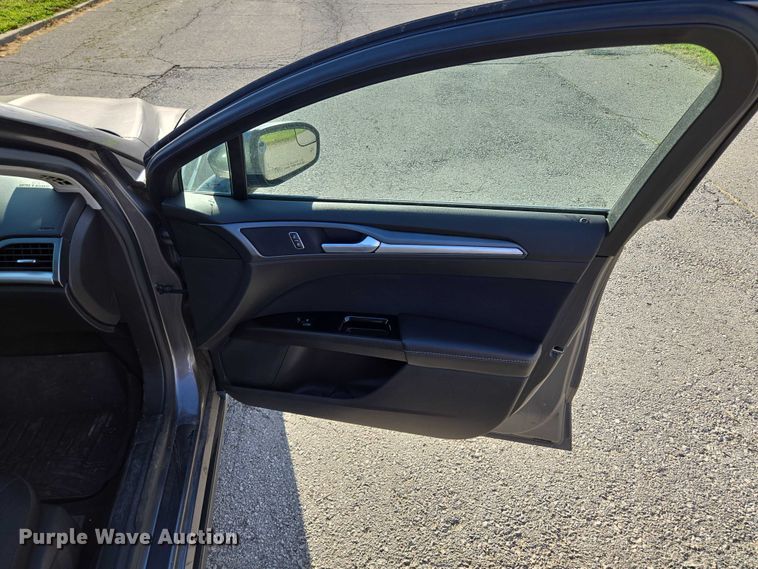 image for item EF1723 2014 Ford Fusion 