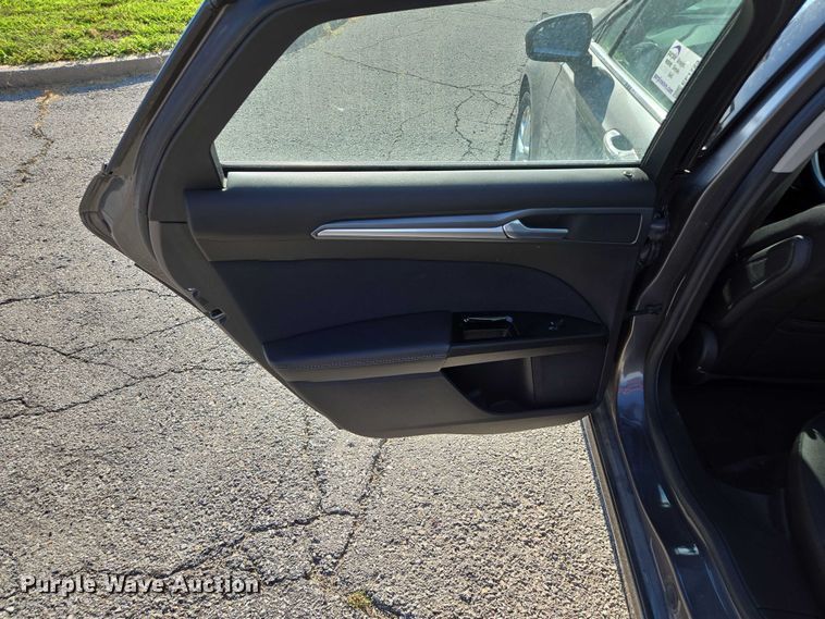 image for item EF1723 2014 Ford Fusion 