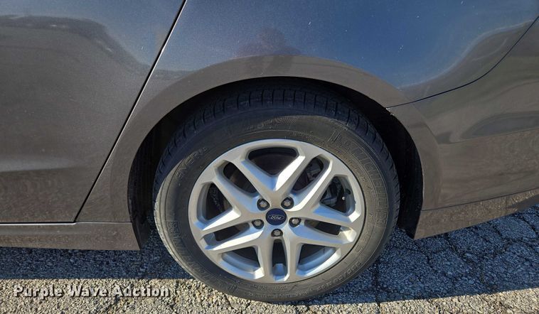 image for item EF1723 2014 Ford Fusion 