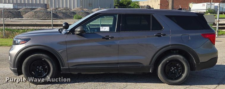 image for item EF1725 2020 Ford Explorer Police Interceptor SUV