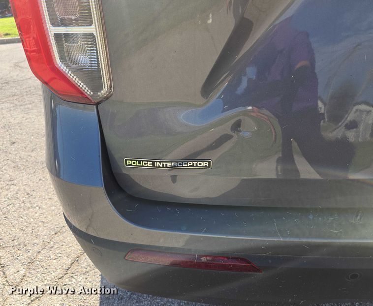 image for item EF1725 2020 Ford Explorer Police Interceptor SUV