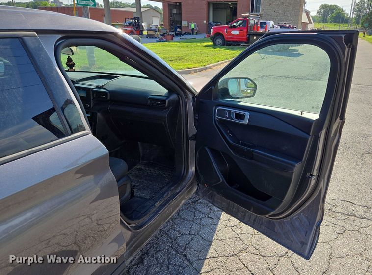 image for item EF1725 2020 Ford Explorer Police Interceptor SUV