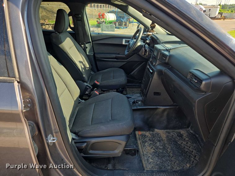 image for item EF1725 2020 Ford Explorer Police Interceptor SUV