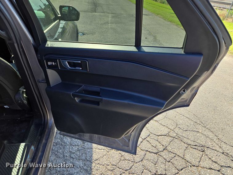 image for item EF1725 2020 Ford Explorer Police Interceptor SUV