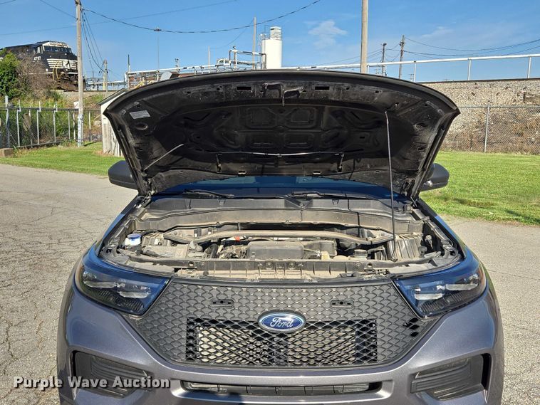 image for item EF1725 2020 Ford Explorer Police Interceptor SUV