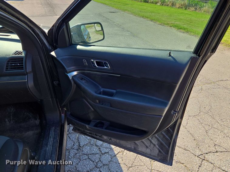 image for item EF1726 2013 Ford Explorer Police Interceptor SUV