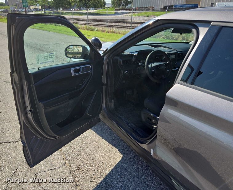 image for item EF1727 2021 Ford Explorer Police Interceptor SUV