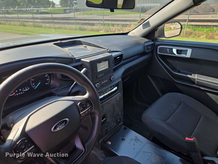 image for item EF1727 2021 Ford Explorer Police Interceptor SUV