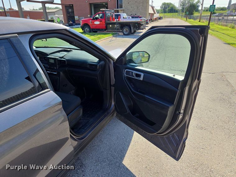 image for item EF1727 2021 Ford Explorer Police Interceptor SUV