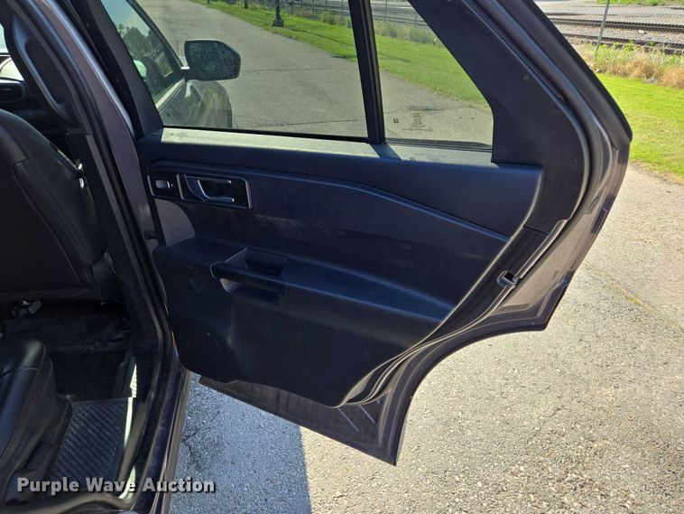 image for item EF1727 2021 Ford Explorer Police Interceptor SUV