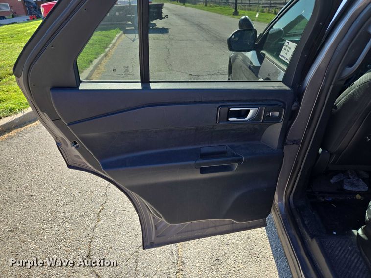 image for item EF1727 2021 Ford Explorer Police Interceptor SUV