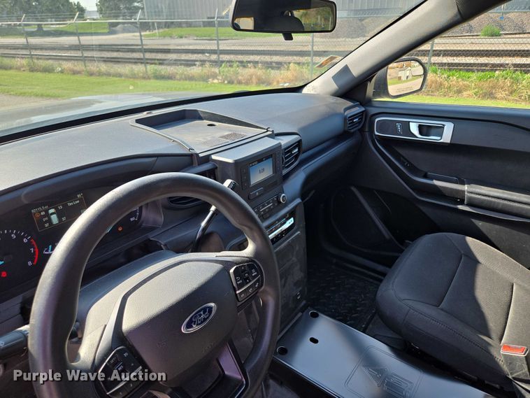 image for item EF1728 2020 Ford Explorer Police Interceptor SUV