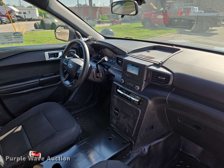 image for item EF1728 2020 Ford Explorer Police Interceptor SUV