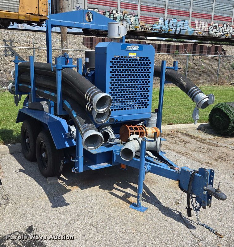 image for item EF1729 2005 Thompson pump trailer