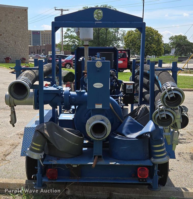 image for item EF1729 2005 Thompson pump trailer