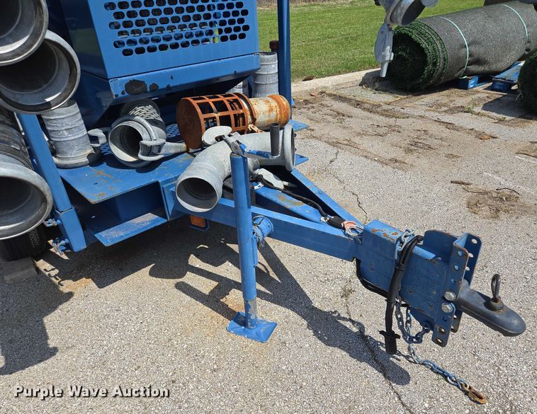 image for item EF1729 2005 Thompson pump trailer