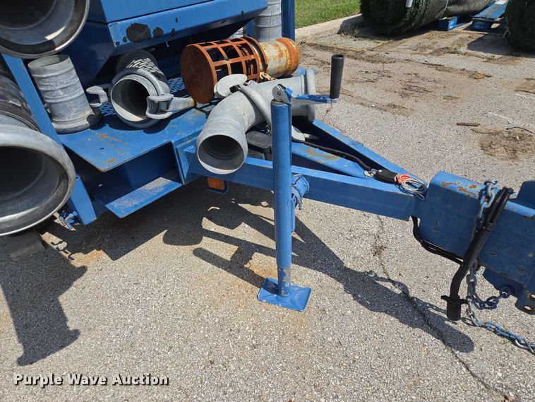 image for item EF1729 2005 Thompson pump trailer