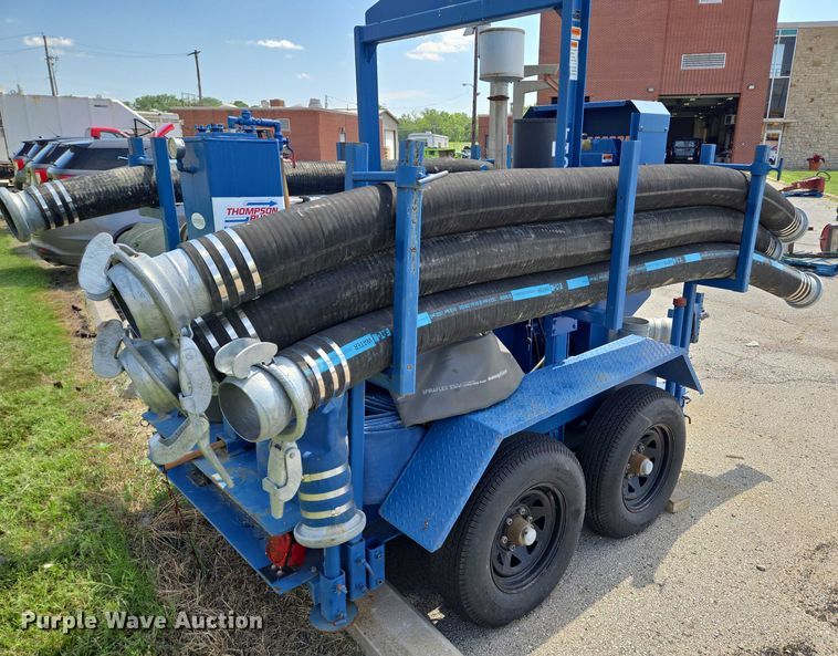 image for item EF1729 2005 Thompson pump trailer