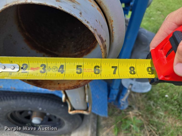 image for item EF1729 2005 Thompson pump trailer