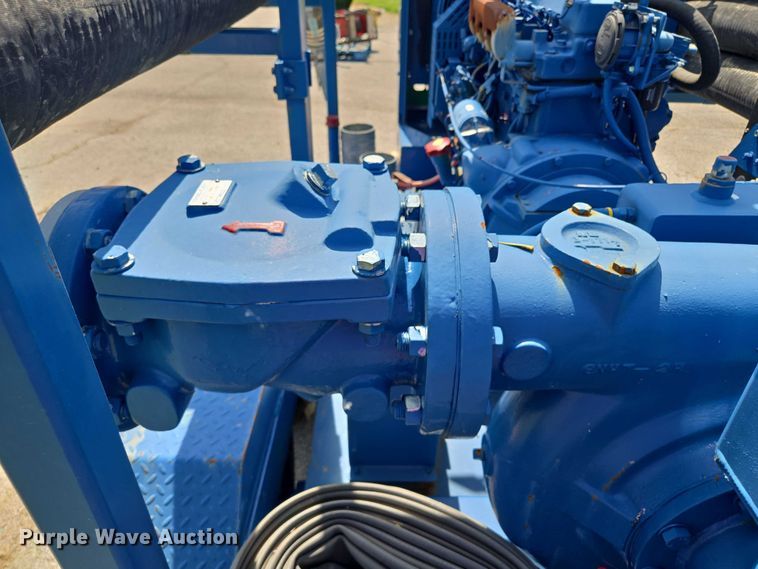 image for item EF1729 2005 Thompson pump trailer