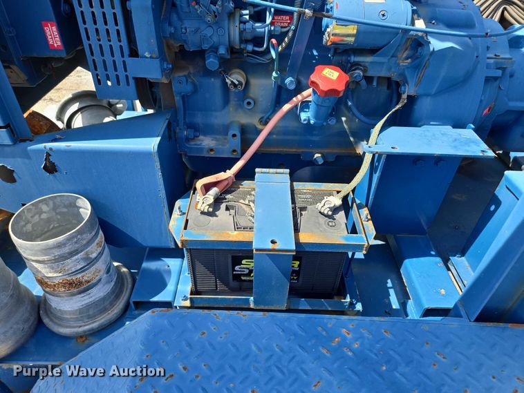 image for item EF1729 2005 Thompson pump trailer