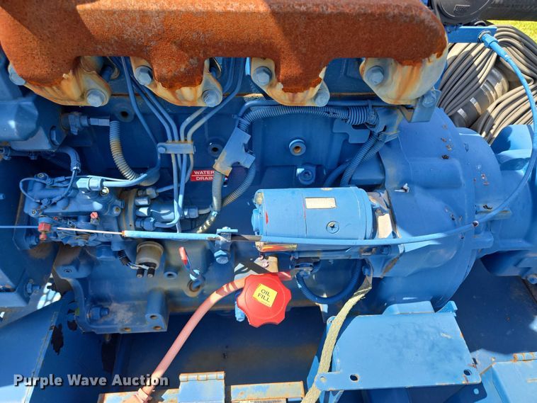 image for item EF1729 2005 Thompson pump trailer