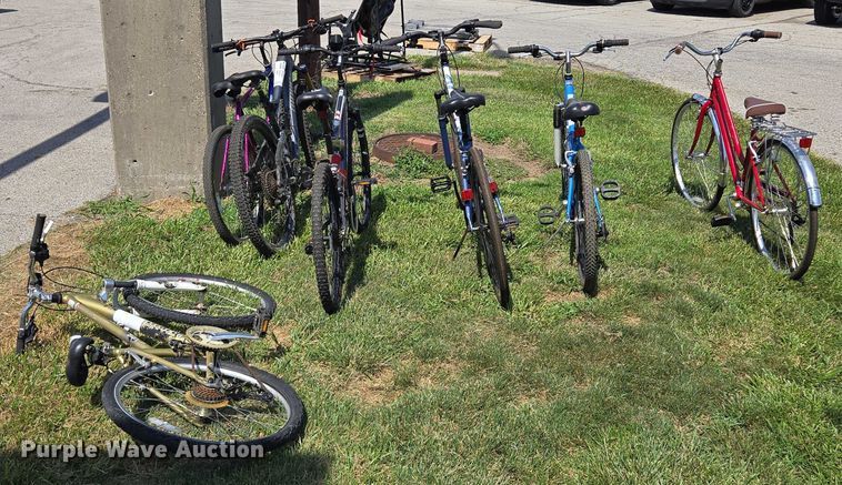 image for item EF1746 (7) bicycles 