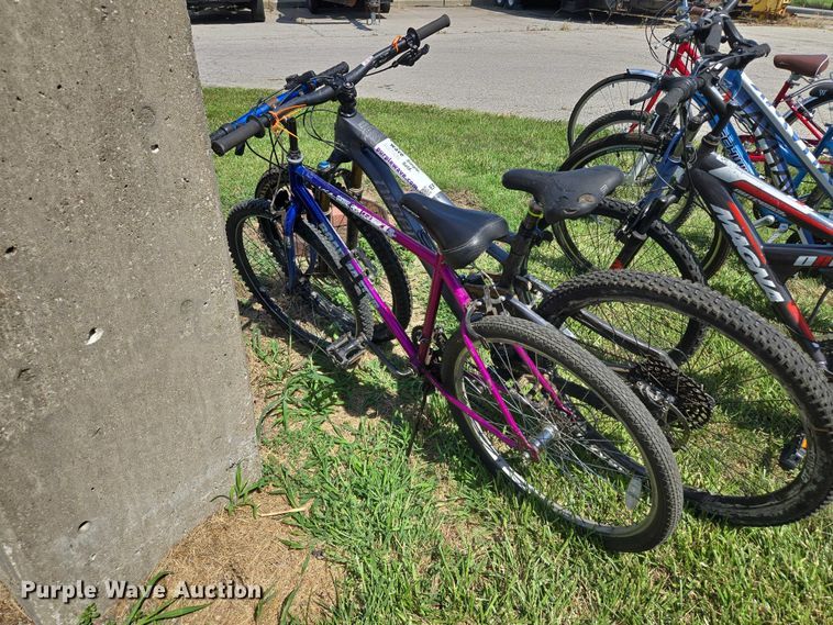 image for item EF1746 (7) bicycles 