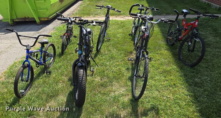 image for item EF1747 7 bicycles