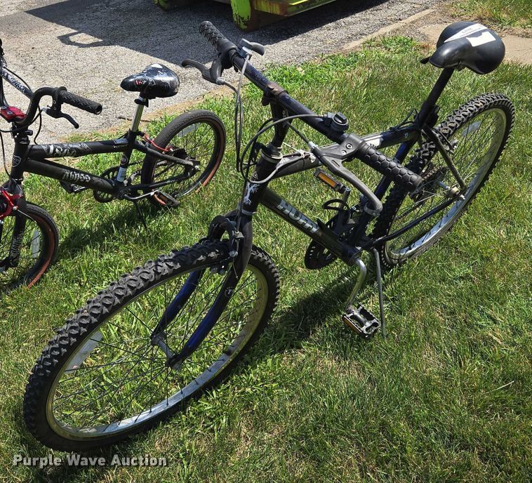 image for item EF1747 7 bicycles