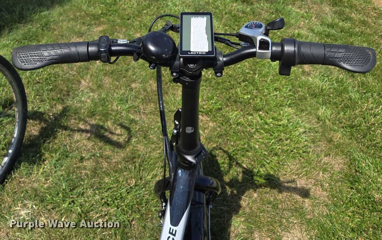 image for item EF1747 7 bicycles