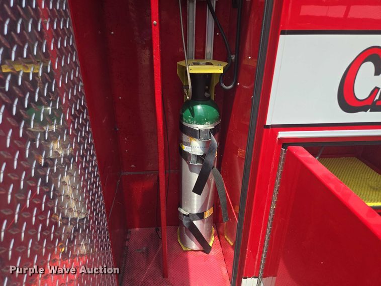 image for item EF1855 2006 Ford E450  ambulance