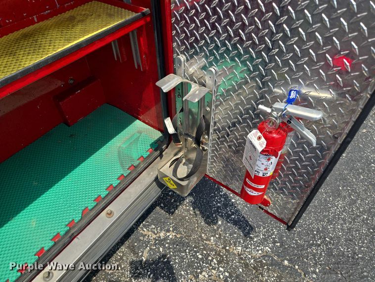 image for item EF1855 2006 Ford E450  ambulance