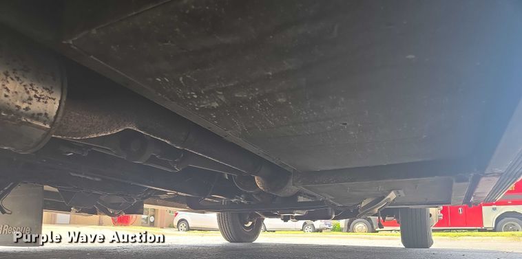 image for item EF1855 2006 Ford E450  ambulance