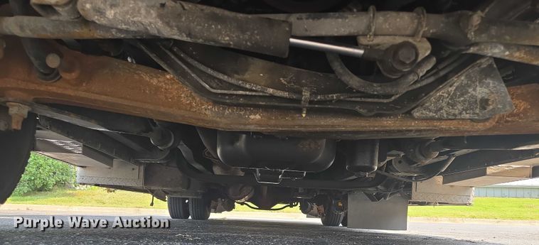 image for item EF1855 2006 Ford E450  ambulance