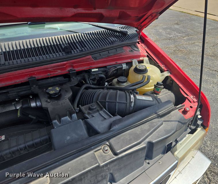 image for item EF1855 2006 Ford E450  ambulance