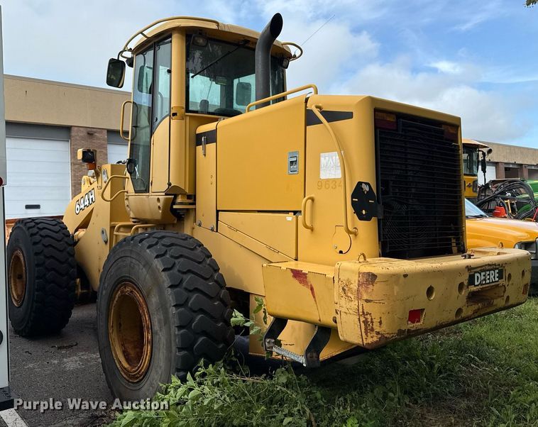 image for item EF1876 1999 John Deere 644H wheel loader