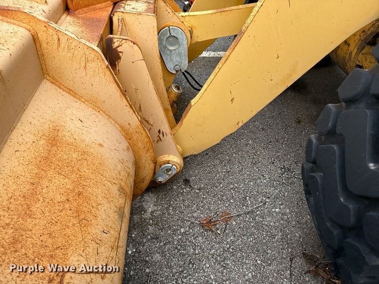 image for item EF1876 1999 John Deere 644H wheel loader