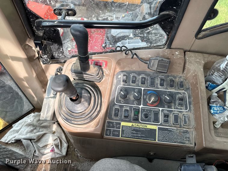 image for item EF1876 1999 John Deere 644H wheel loader