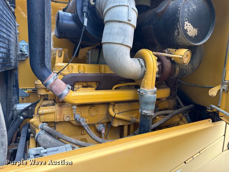 image for item EF1876 1999 John Deere 644H wheel loader