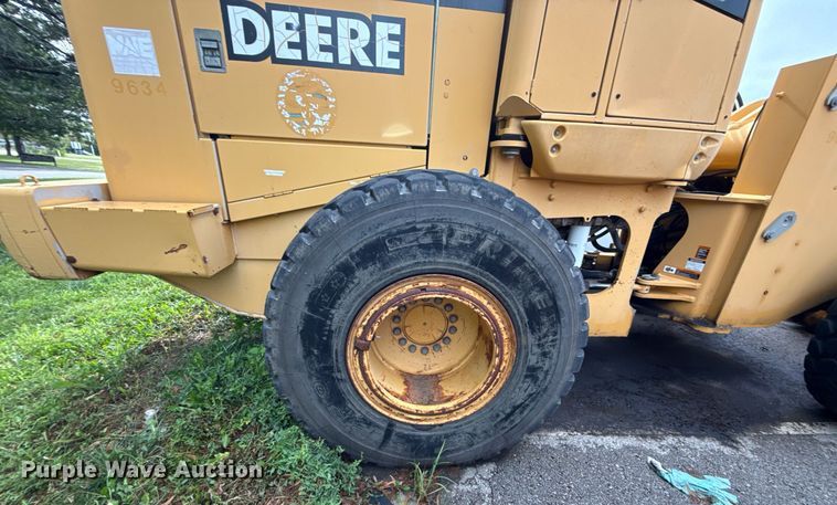 image for item EF1876 1999 John Deere 644H wheel loader