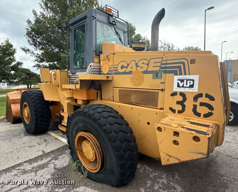 image for item EF1880 1998 Case 821B wheel loader