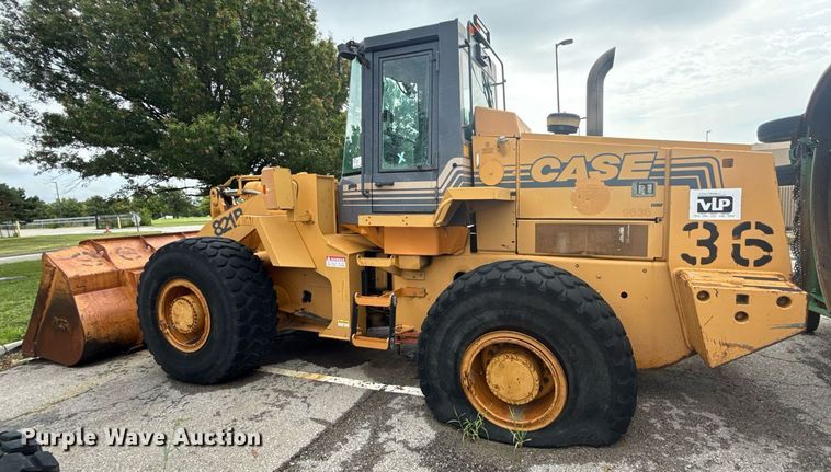 image for item EF1880 1998 Case 821B wheel loader