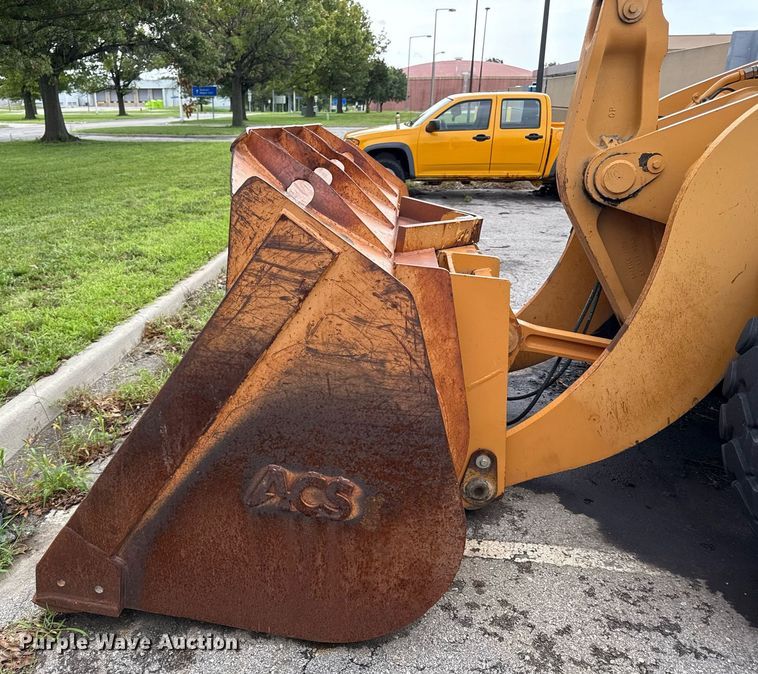 image for item EF1880 1998 Case 821B wheel loader