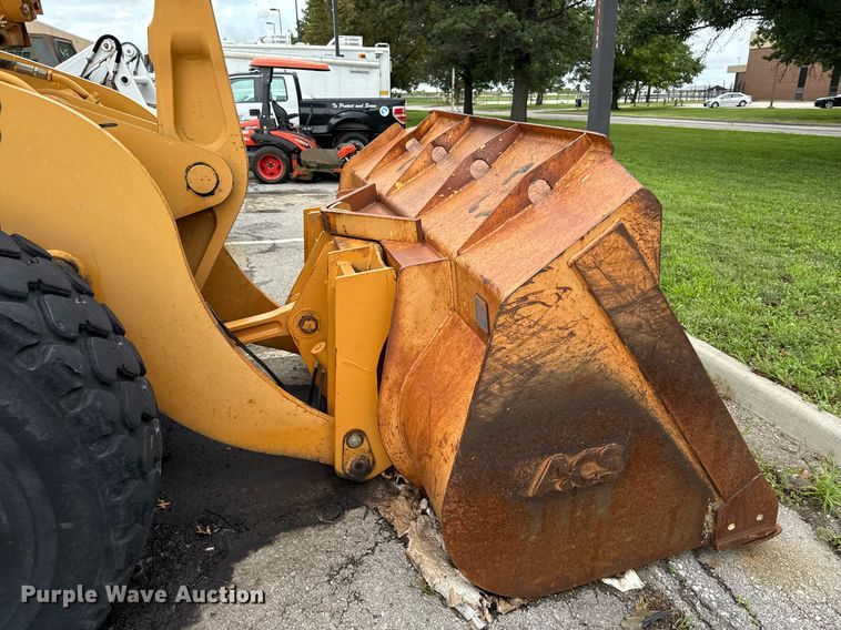 image for item EF1880 1998 Case 821B wheel loader