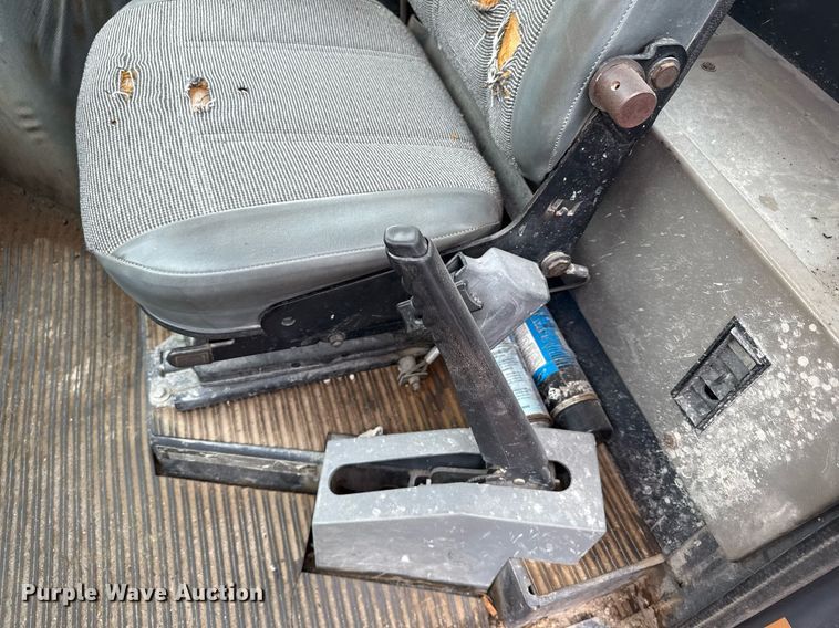 image for item EF1880 1998 Case 821B wheel loader